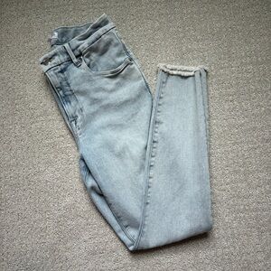 Good American Light Wash Cropped Jeans